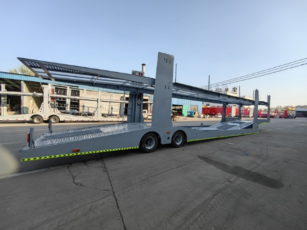 中亞五國的歐式風格轎運車籠車